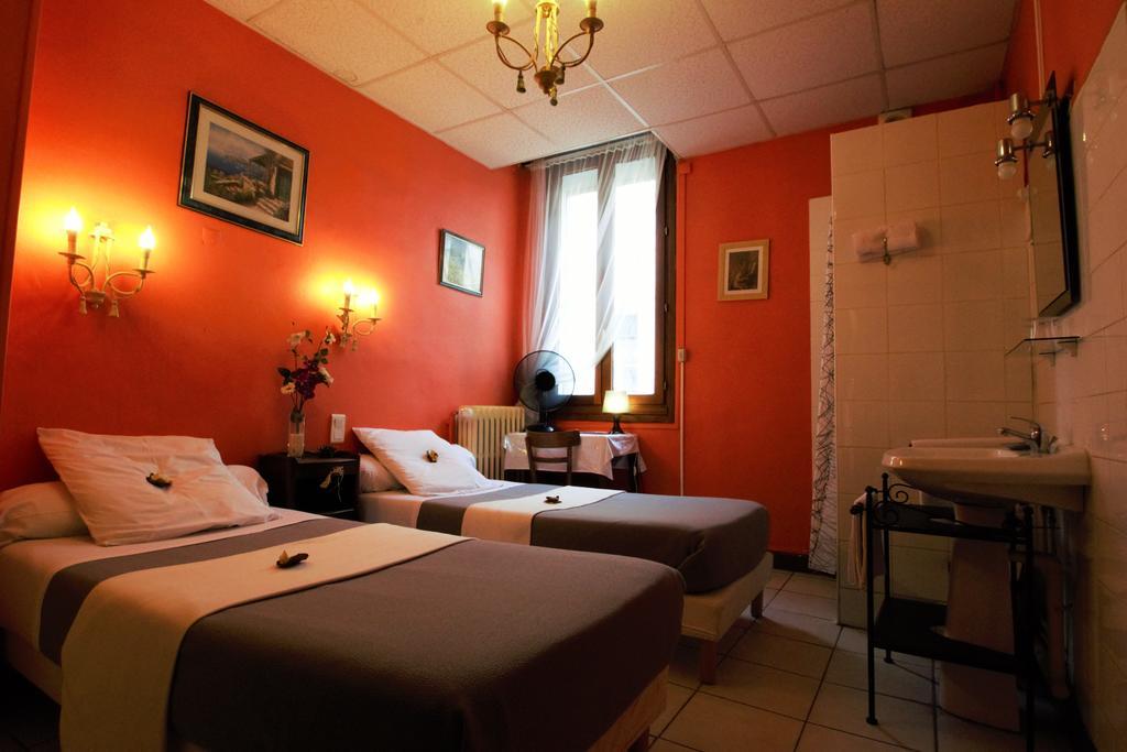 Hotel Innova Cardabella Avignon Chambre photo