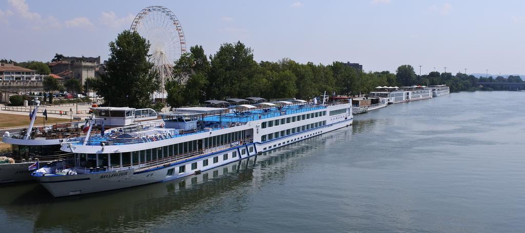 Hotel Innova Cardabella Avignon Extérieur photo