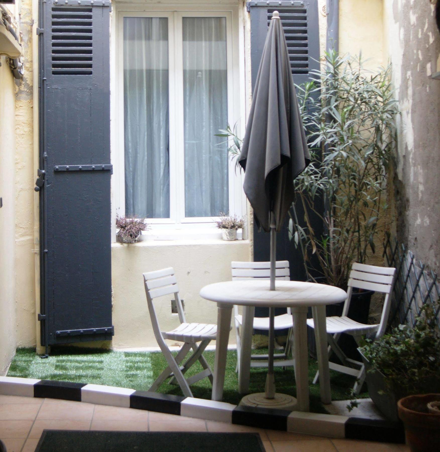 Hotel Innova Cardabella Avignon Extérieur photo