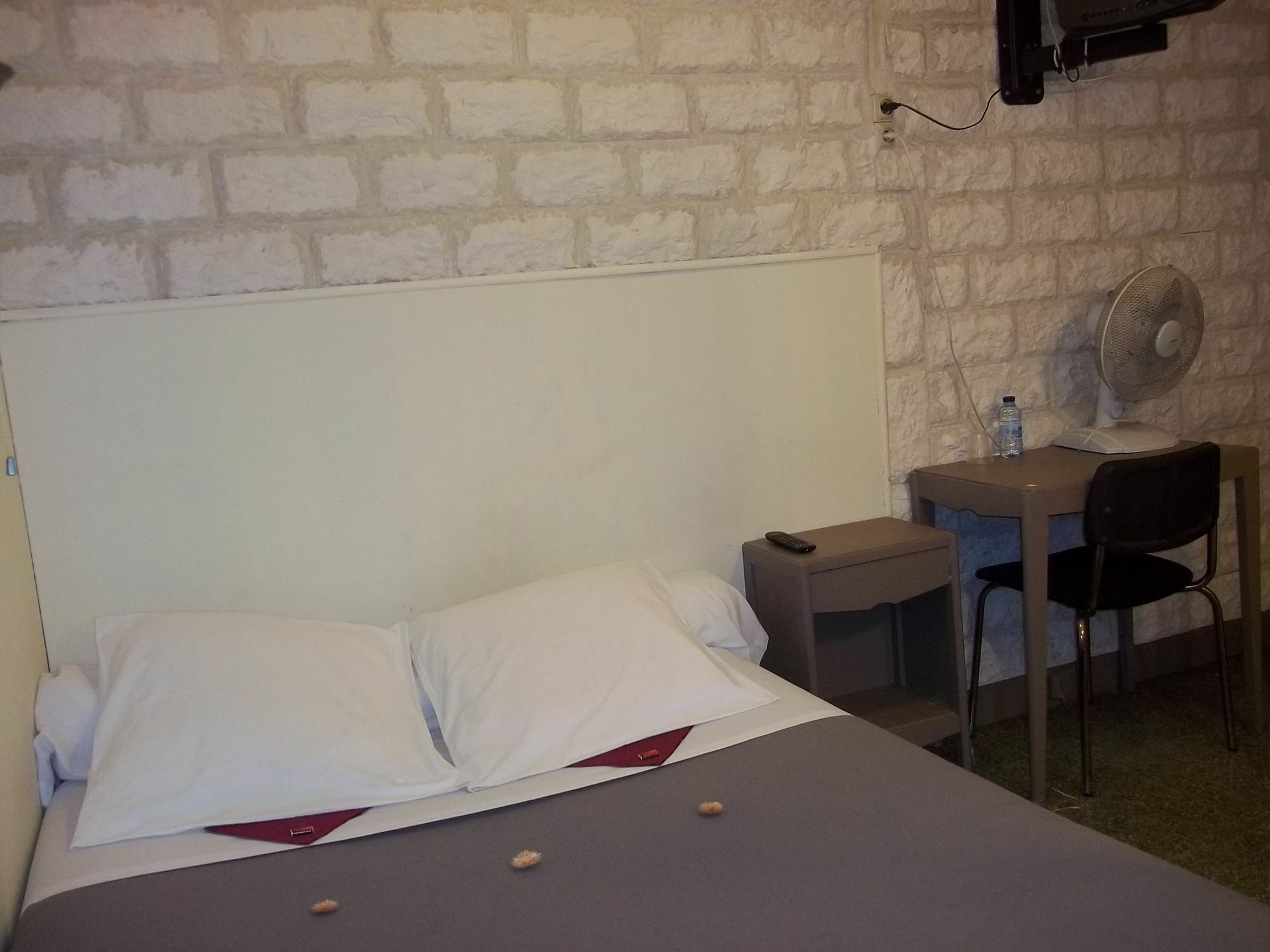 Hotel Innova Cardabella Avignon Extérieur photo
